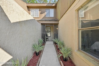 8279 Pineverde Ln, Jacksonville, FL 32244