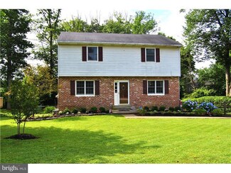 30 Jones Ave, Flourtown, PA 19031