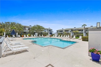 220 Nice Ln Unit 102, Newport Beach, CA 92663