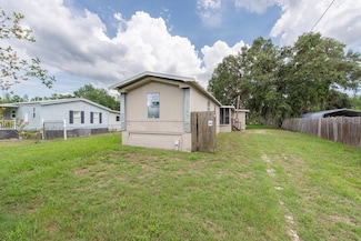 39034 Central Ave, Zephyrhills, FL 33540