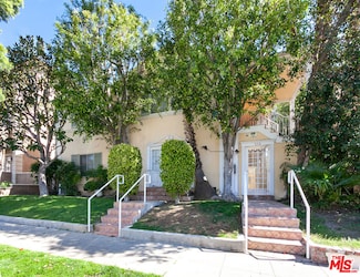 212 S Lasky Dr Unit 8, Beverly Hills, CA 90212