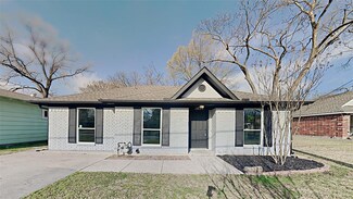 1609 N College St, McKinney, TX 75069