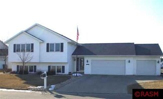 100 Trumpeter Ct, Mankato, MN 56001
