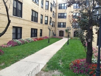 3641 W Dickens Ave Unit 1A, Chicago, IL 60647
