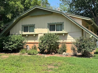 1544 N Joann St, Wichita, KS 67203
