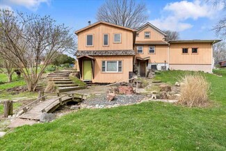 311 N Downey St, West Branch, IA 52358