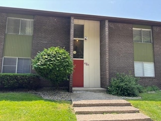 2500 Topsfield Rd Unit 907, South Bend, IN 46614