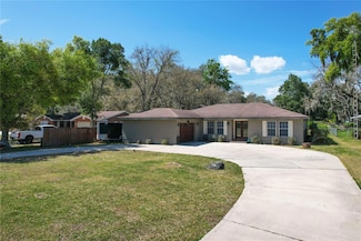33413 Fairway Rd, Leesburg, FL 34788
