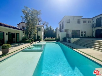 610 N Arden Dr, Beverly Hills, CA 90210
