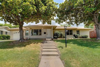 4237 Westmont Ct, Fort Worth, TX 76109