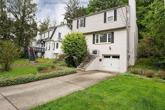 1006 Loudon Heights Rd, Charleston, WV 25314