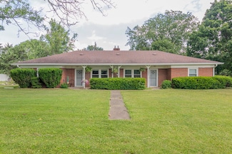 2211 Winters Dr, Portage, MI 49002