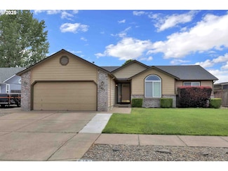 2451 Bowtie Ave, Eugene, OR 97404