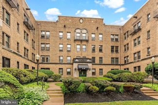 900 Valley Rd Unit D-303, Elkins Park, PA 19027