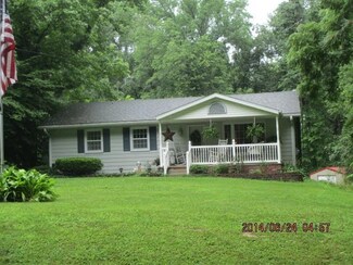 525 Dogwood Hill, Loogootee, IN 47553