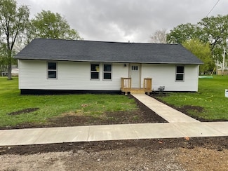 211 N Center St, Buda, IL 61314