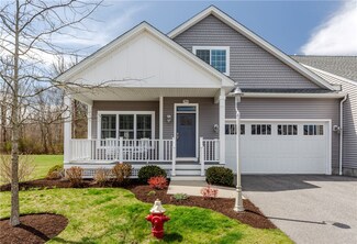 200 Wickford Ct, North Kingstown, RI 02852