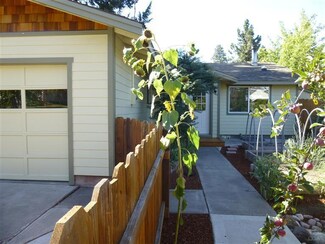 553 NE Olney Ave, Bend, OR 97701