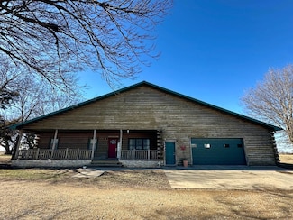 1768 Harvest Rd, Home, KS 66438