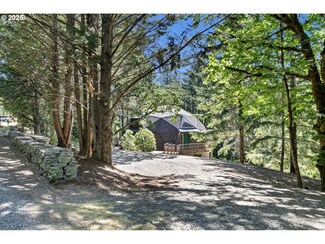 7210 NW Grandview Dr, Corvallis, OR 97330