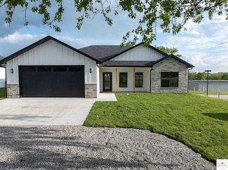 3008 Aaron Ave, Sedalia, MO 65301