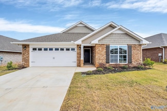 28847 Nature Trail Dr, Harvest, AL 35749