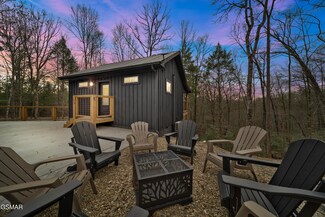 1079 Shell Mountain Rd, Sevierville, TN 37876