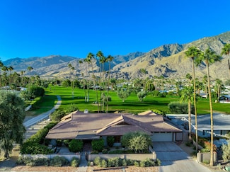 693 E Avenida Granada, Palm Springs, CA 92264