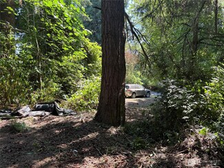 7510 NE 200th St, Kenmore, WA 98028