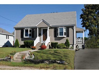 69 Speck Ave, Cranston, RI 02910