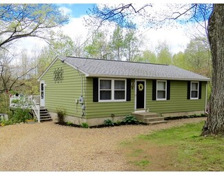 5 Devils Ln, Brimfield, MA 01010