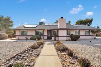 14190 Tehachapi Rd, Apple Valley, CA 92307