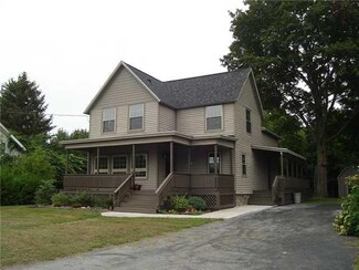 2729 Maple Ave, Newfane, NY 14108