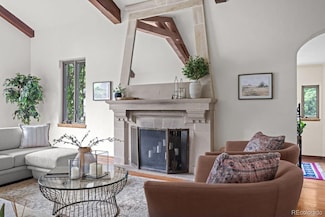 6 Ivy Ln, Denver, CO 80220