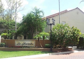 18342 NW 68th Ave Unit E, Hialeah, FL 33015