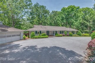 394 Red Fox Cir, Tryon, NC 28782