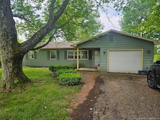 205 Smith Ln, Hanover, IN 47243