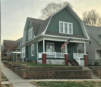 1424 Sycamore St, Saint Joseph, MO 64503