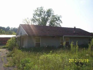 6937 N Prairie Rd, Springport, IN 47386