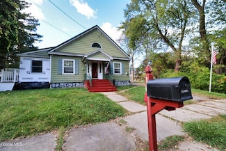 10 Krull St, Amsterdam, NY 12010