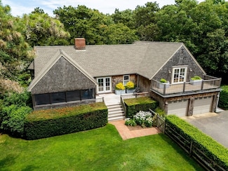 28 Marthas Rd, Edgartown, MA 02539