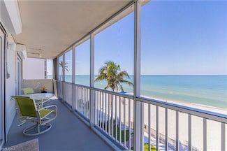 1977 Gulf Shore Blvd N Unit 401, Naples, FL 34102