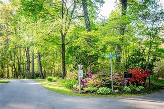 0 Oxford Valley Dr Unit 15 & 16, Hendersonville, NC 28791