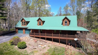 80 Oak Meadow Ln, Hendersonville, NC 28792