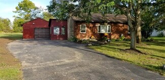 5839 Shawnee Rd, Sanborn, NY 14132