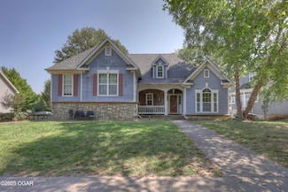 825 Colonial Dr, Webb City, MO 64870