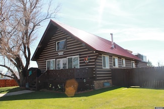 588 S Oak St, La Barge, WY 83123