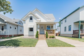 2908 Arlington Ave, Racine, WI 53403