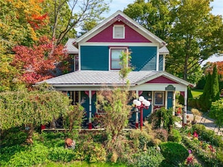 211 S Mercer St, New Wilmington, PA 16142
