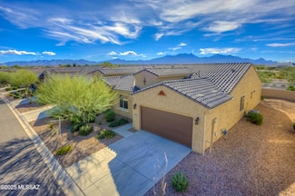 1446 E Blue Granite Dr, Green Valley, AZ 85614
